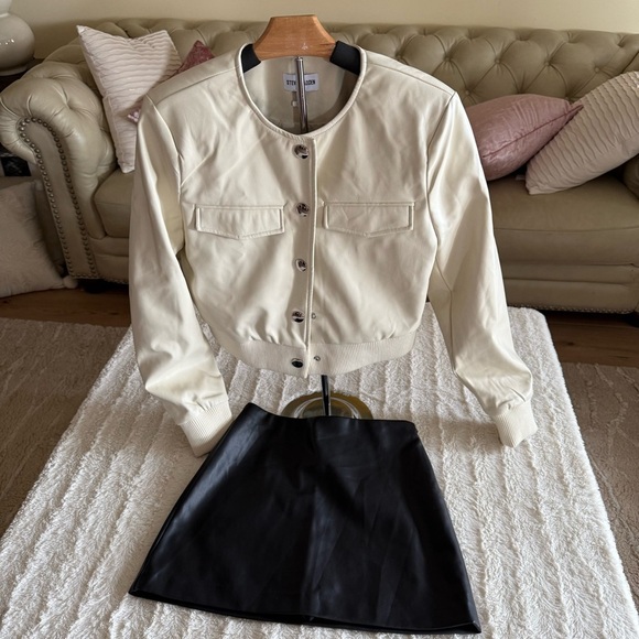 ⭐️Steve Madden Cream bomber Jacket - Picture 6 of 11